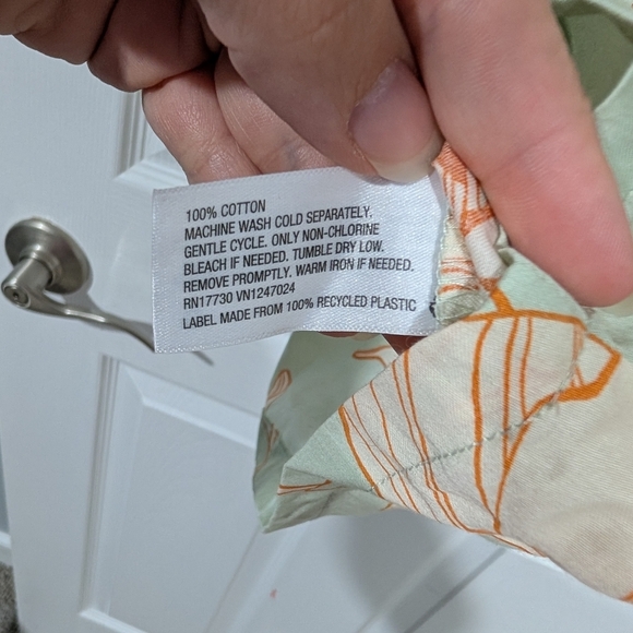 Ava & Viv Green and Orange Floral Short Sleeve Blouse in Size 1X - Picture 11 of 11